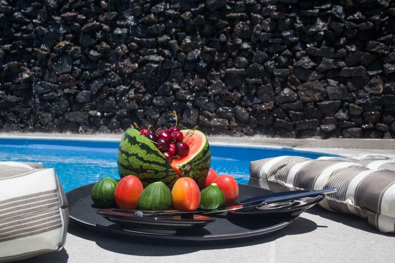 Irene City Villas Fira  Exterior foto